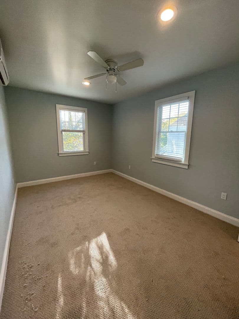 Norfolk House: 2612 Munson Street