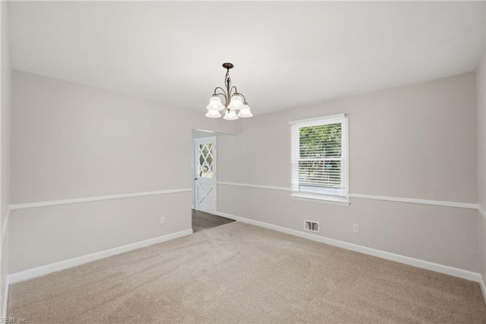 Virginia Beach House: 1912 Frizzell Drive