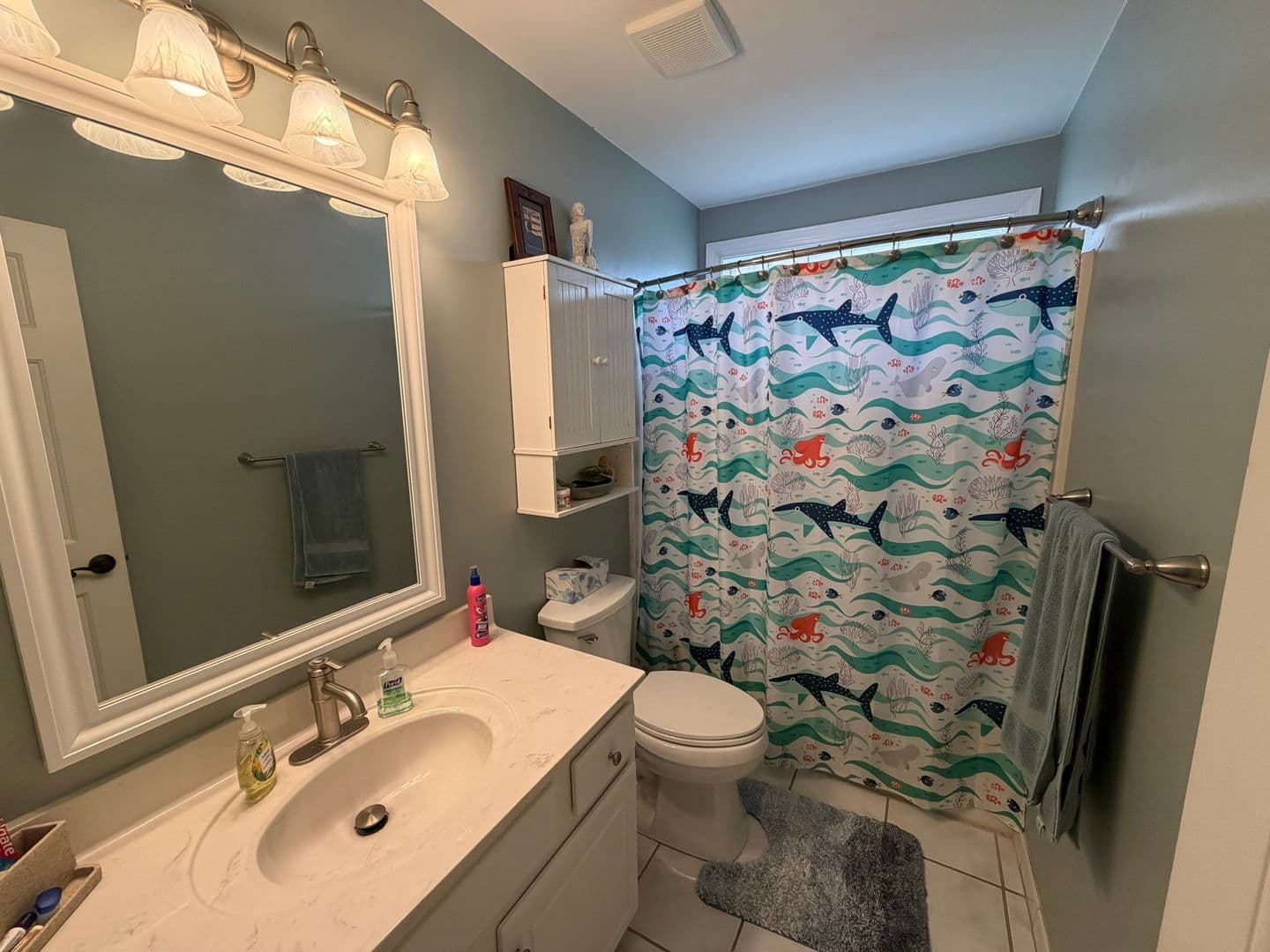 Suffolk House: 7003 Neal Court