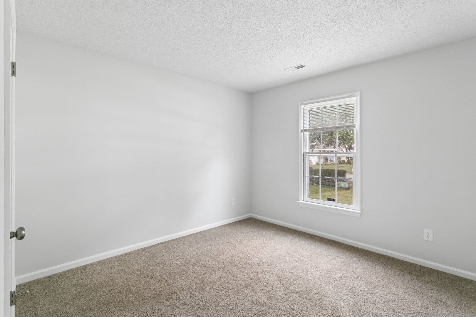 Newport News House: 903 Belvoir Circle