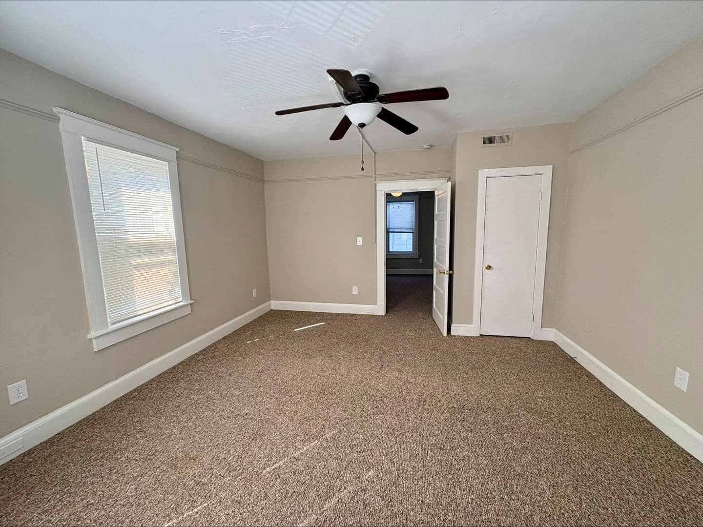 Portsmouth Apartment: 346 & 348 Washington