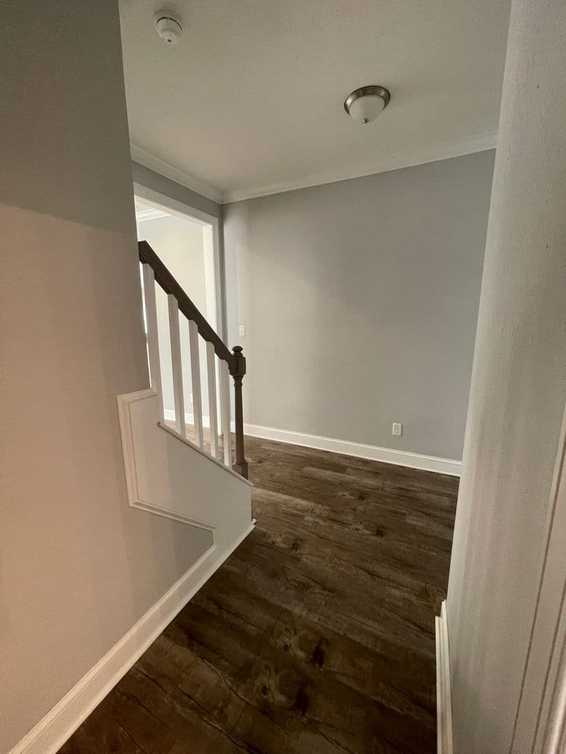 Norfolk House: 5153 South Cape Henry Avenue