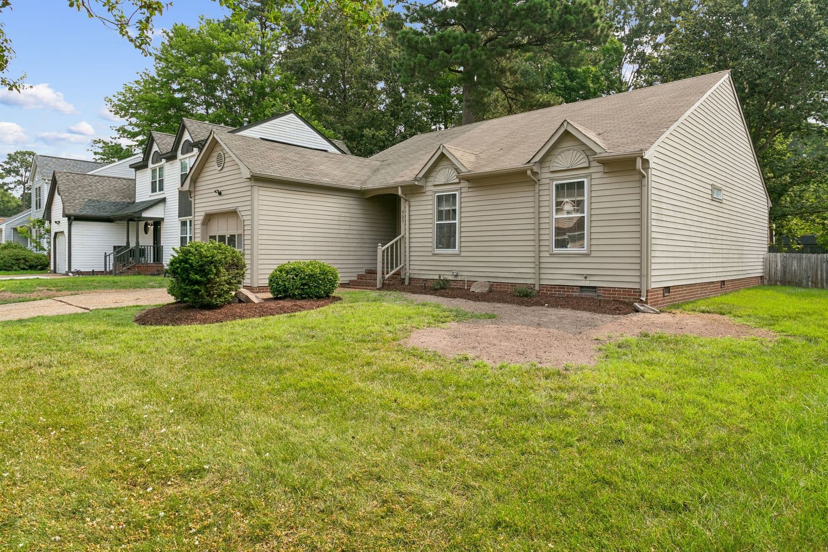 Newport News House: 903 Belvoir Circle