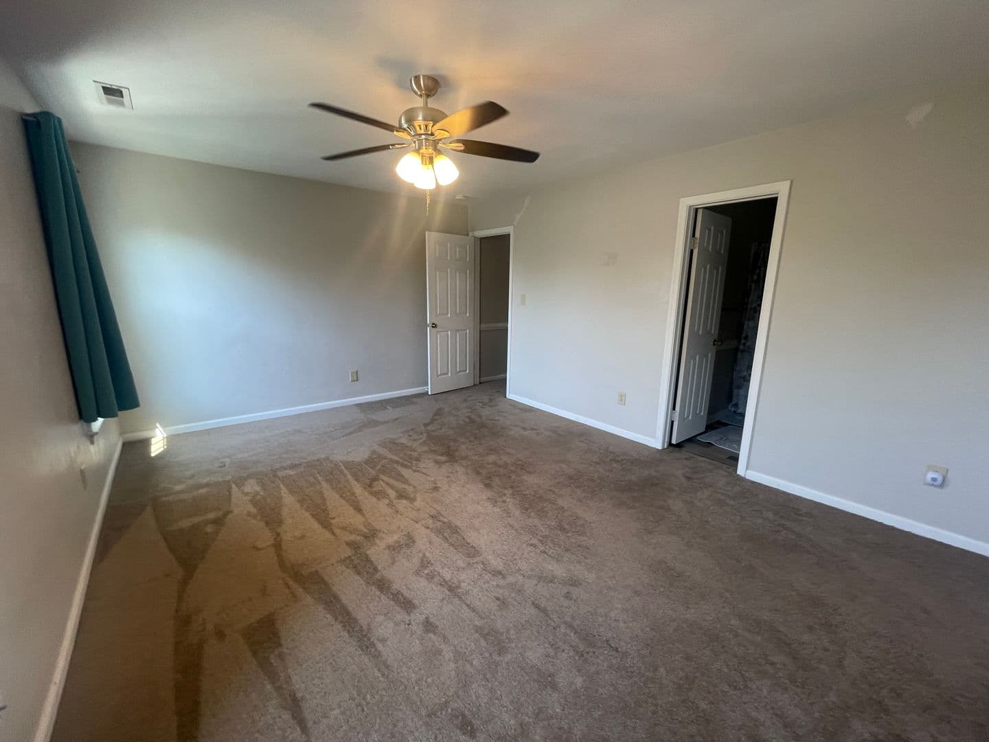 Virginia Beach Townhome: 4859 Woods Edge Road