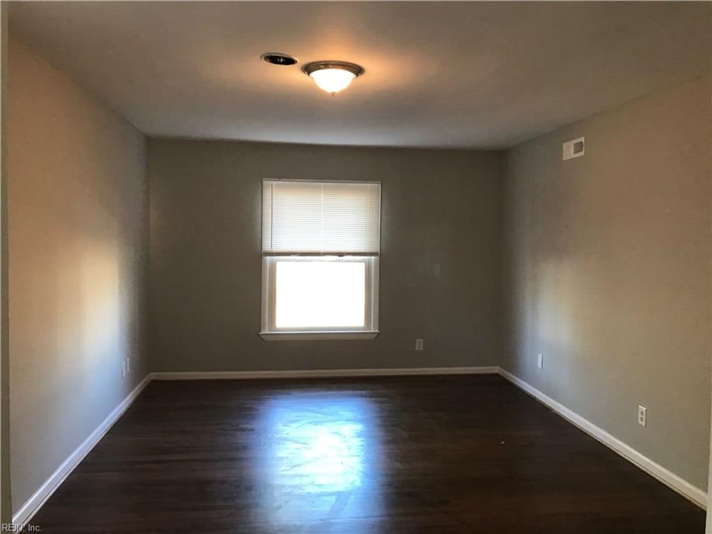 Virginia Beach House: 429 Schuyler Road