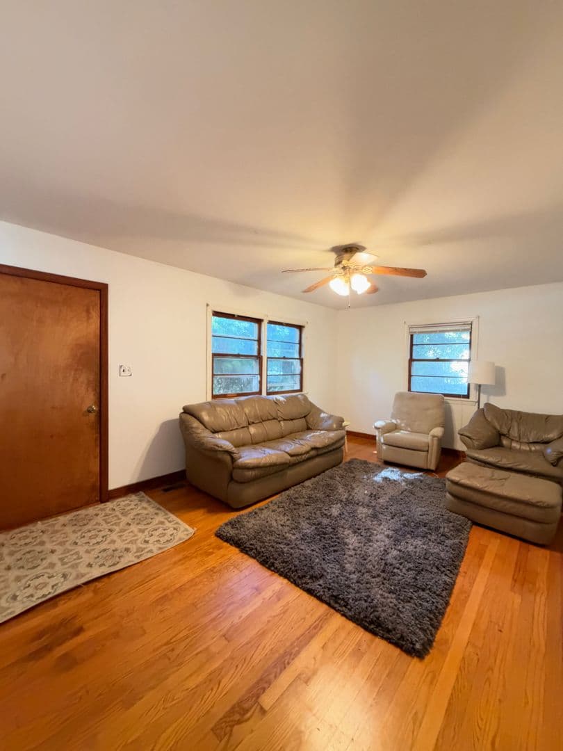 Williamsburg House: 115 Mimosa Drive