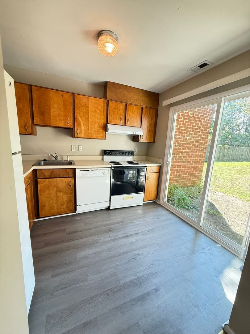 Williamsburg Townhome: 1101 London Company Way