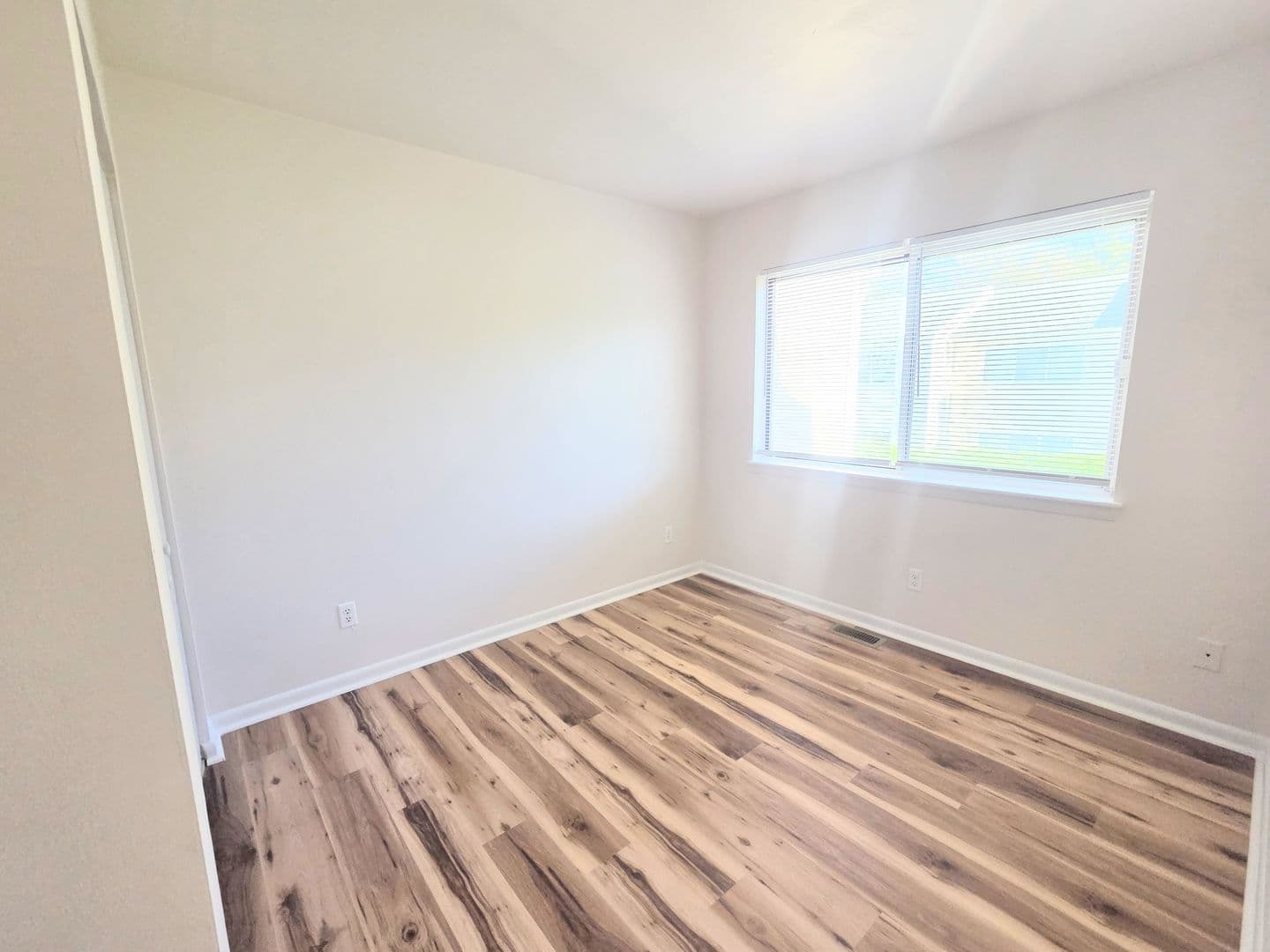 Williamsburg House: 3833 Staffordshire Lane