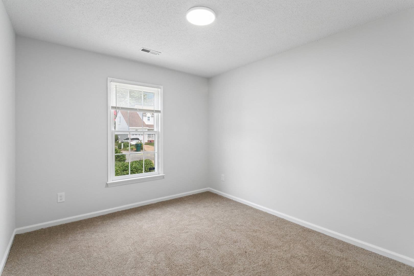 Newport News House: 903 Belvoir Circle