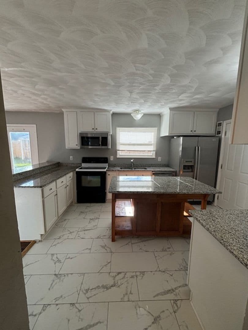 Virginia Beach House: 429 Schuyler Road
