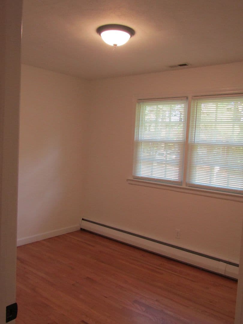 Virginia Beach House: 5113 Lobaugh Drive