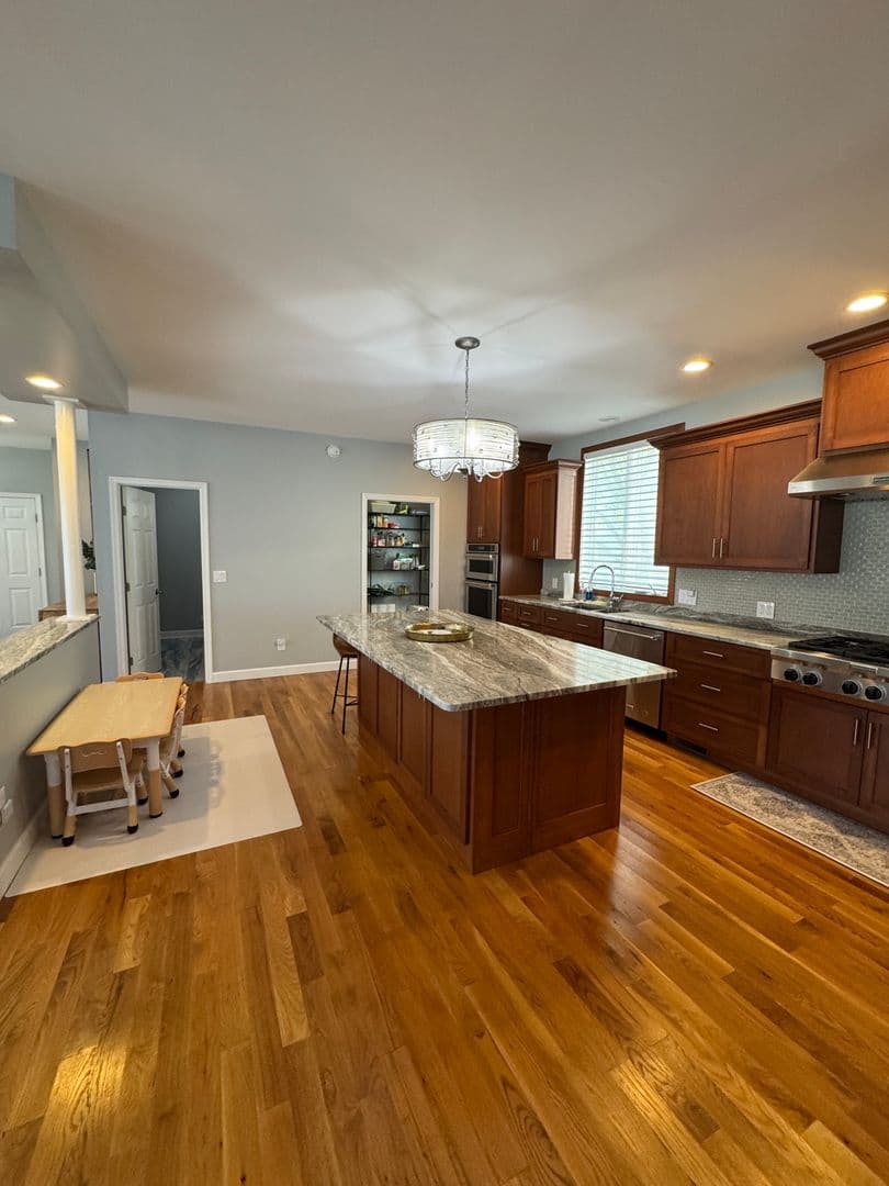 Norfolk House: 744 Yarmouth Street