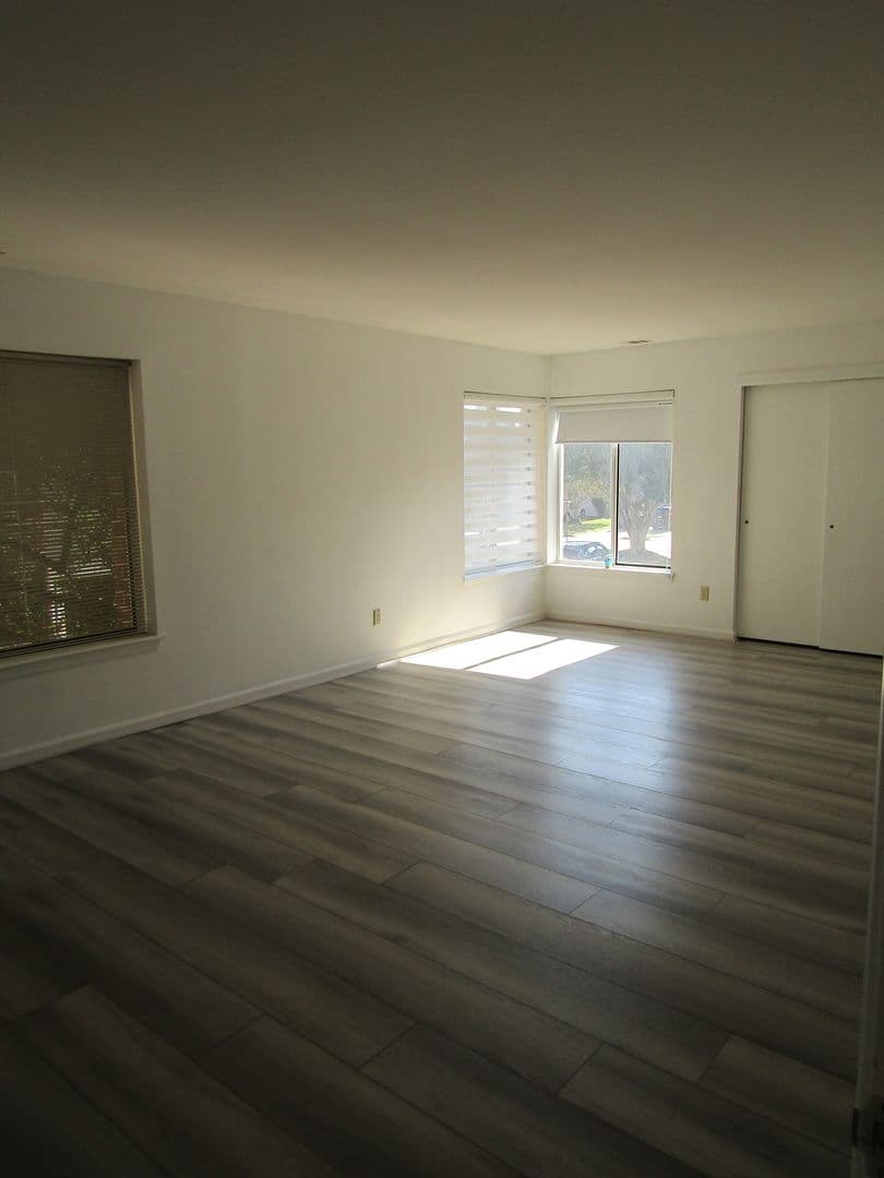 Virginia Beach House: 4846 Kempsville Greens Parkway