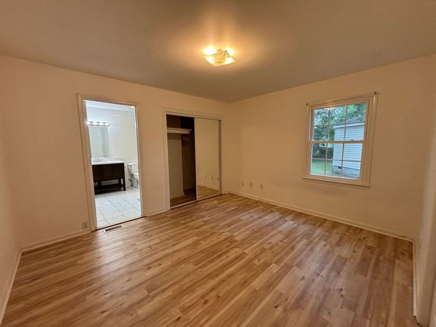 Newport News House: 163 Alva Circle