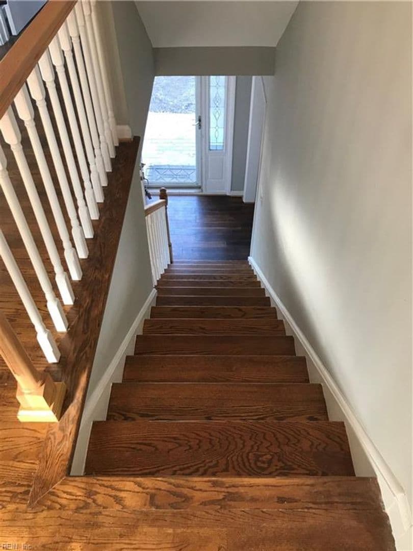 Virginia Beach House: 429 Schuyler Road