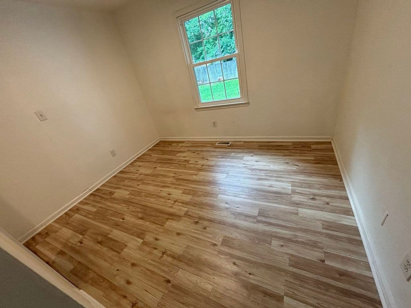 Newport News House: 163 Alva Circle