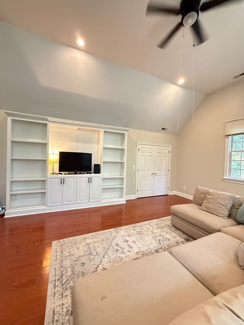 Williamsburg House: 2940 Nathaniel's Run