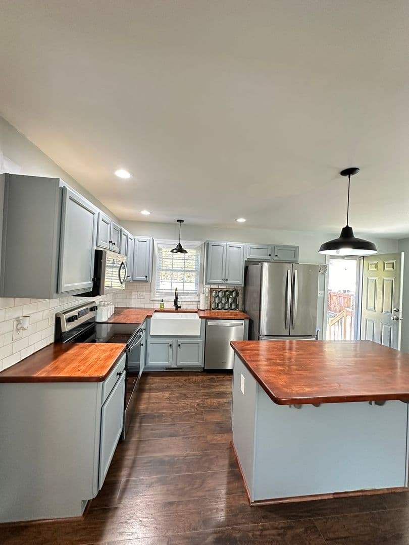 West Point House: 34067 King William Road