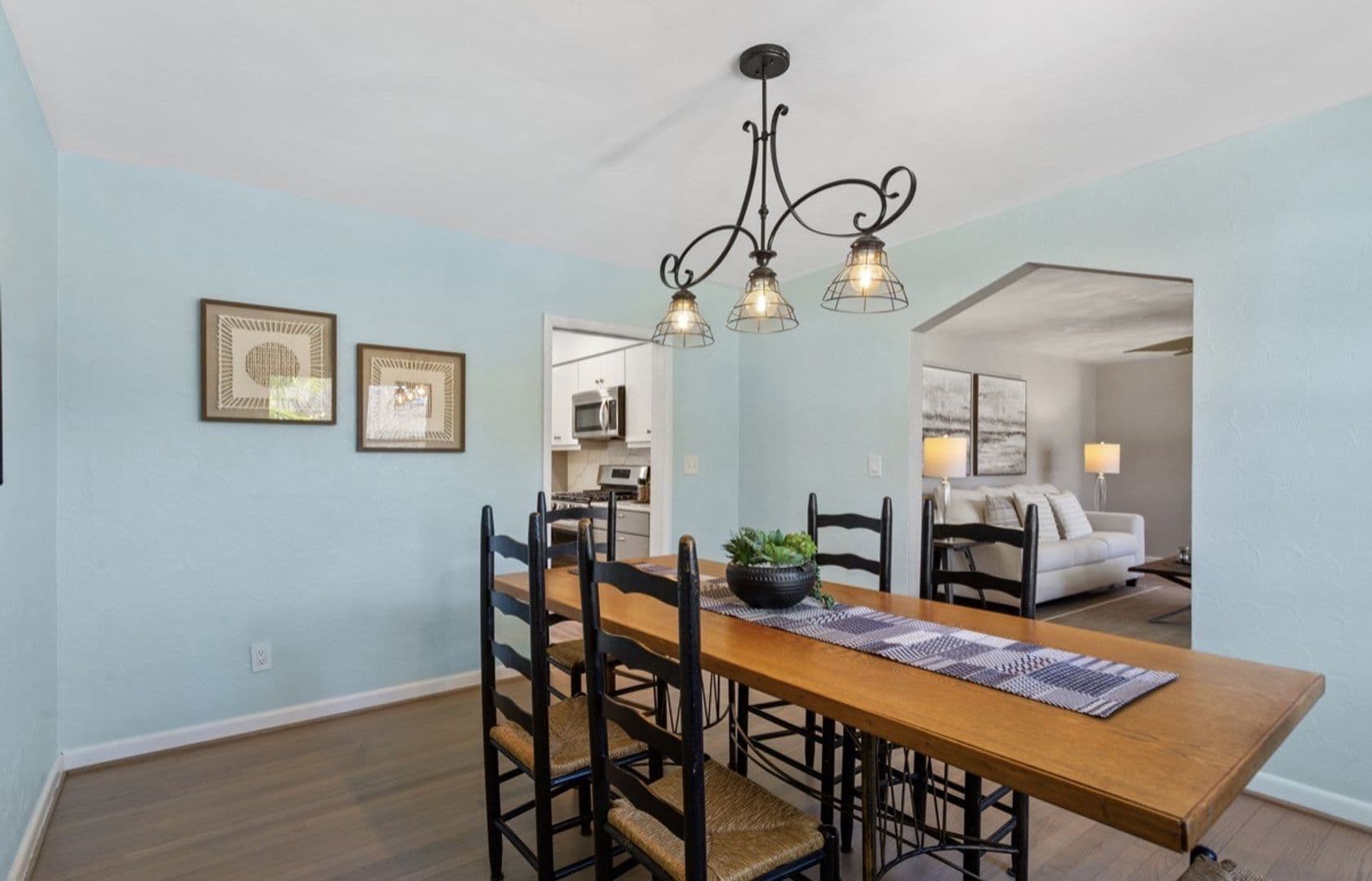 Virginia Beach House: 1404 Shelton Road