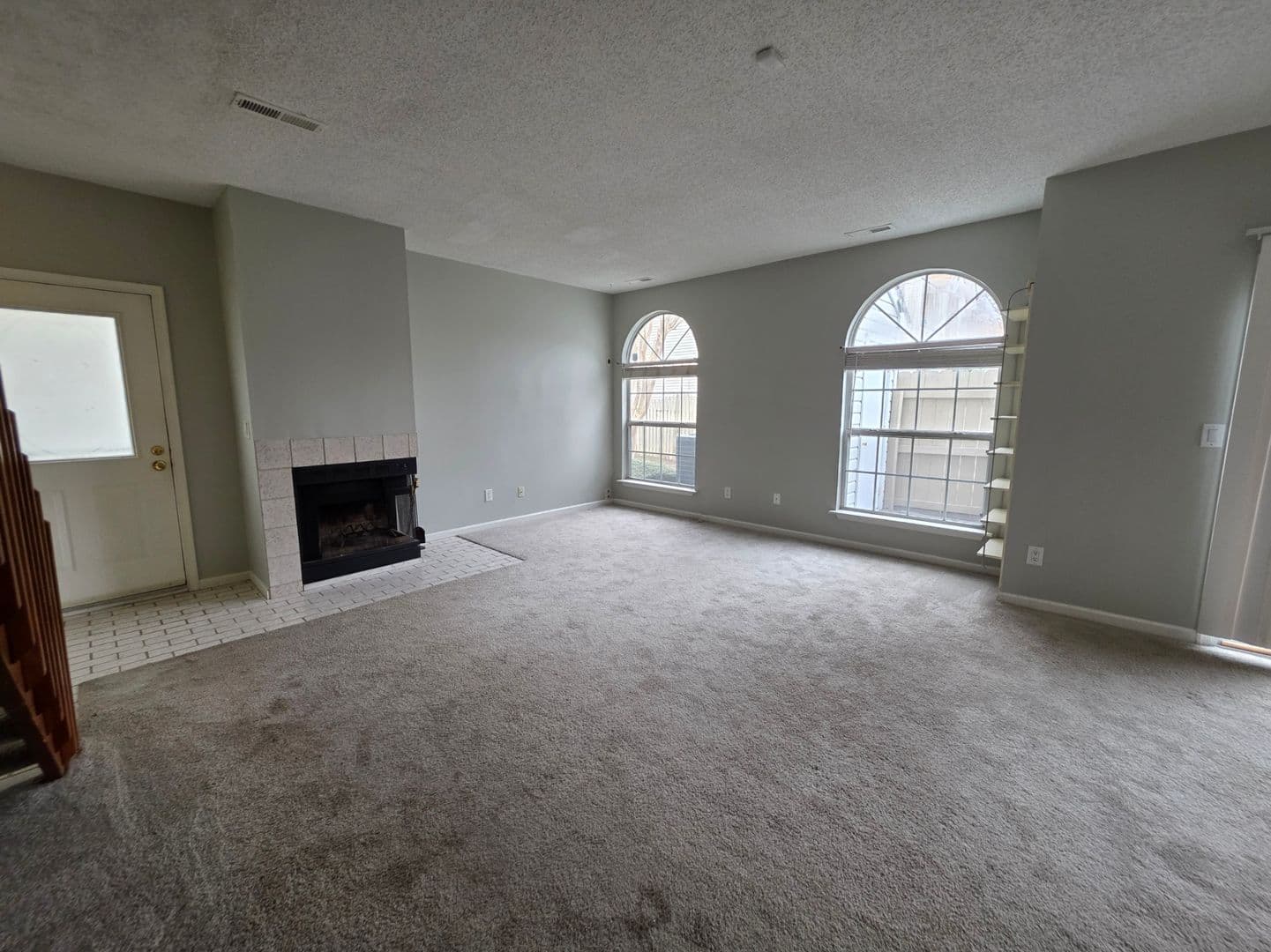 Virginia Beach Condo: 814 Gable Way