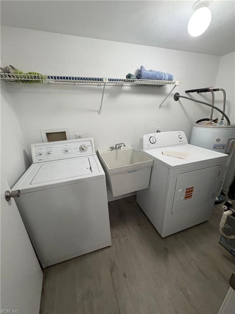 Virginia Beach Condo: 2356 Bays Edge Avenue