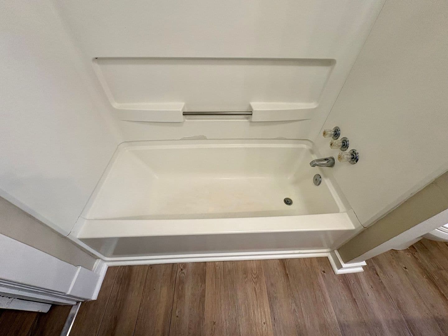 Portsmouth Apartment: 150 Florida Avenue