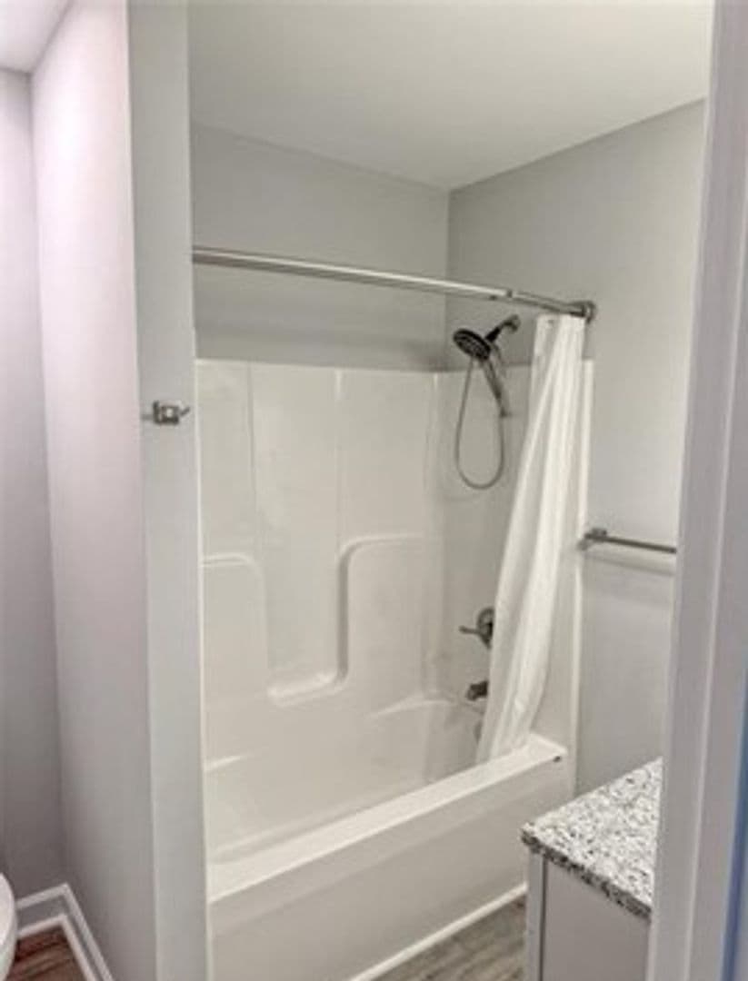 Williamsburg House: 205 Neck O Land Road