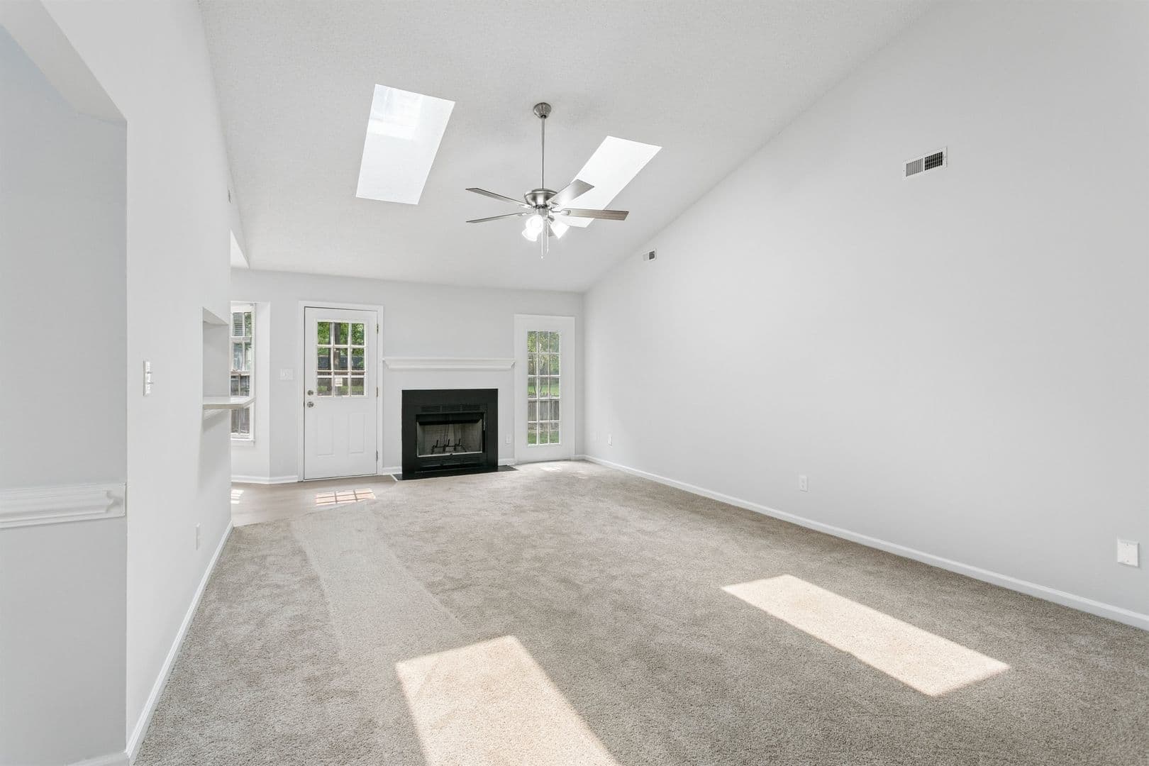 Newport News House: 903 Belvoir Circle
