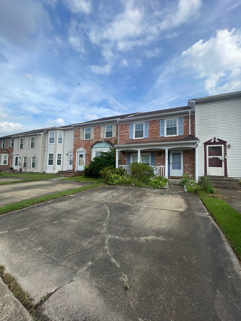 Virginia Beach Townhome: 4859 Woods Edge Road