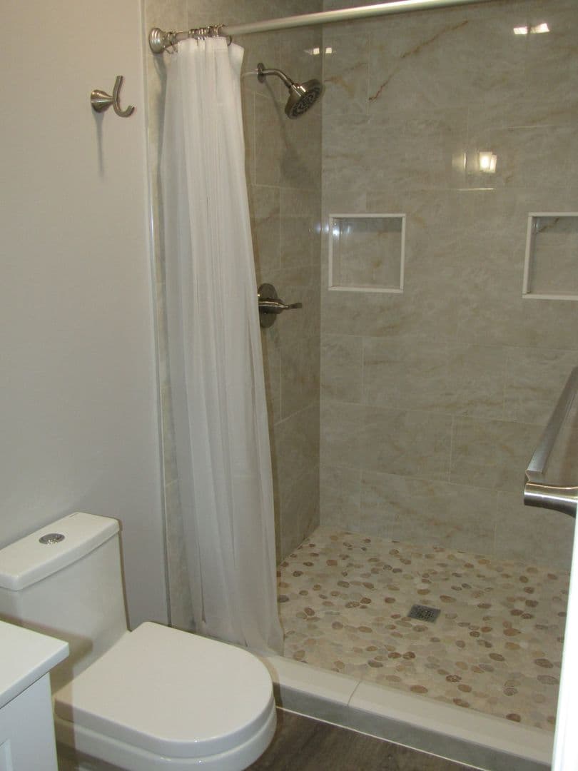 Virginia Beach House: 5113 Lobaugh Drive