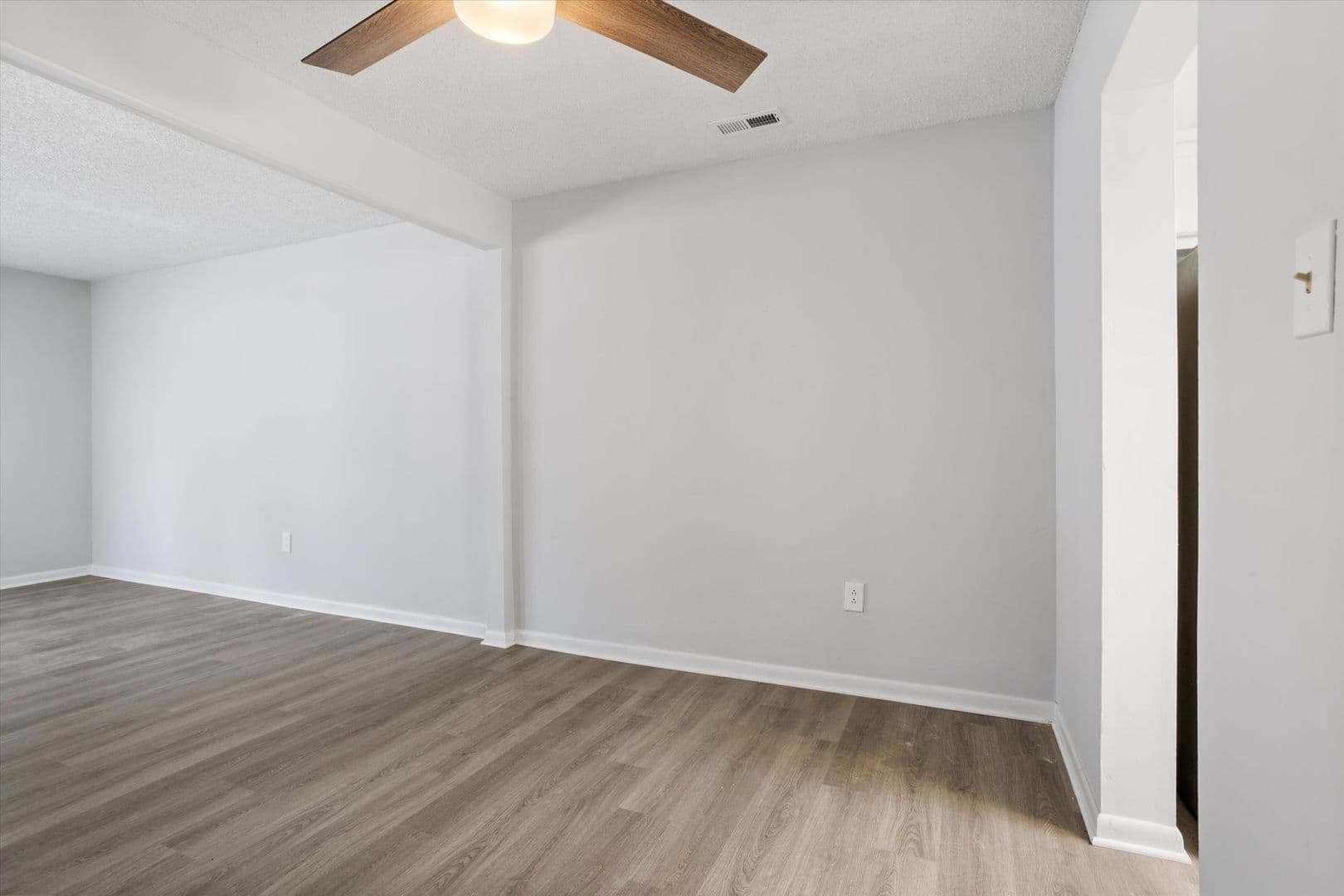 Virginia Beach Townhome: 5525 Campus Drive
