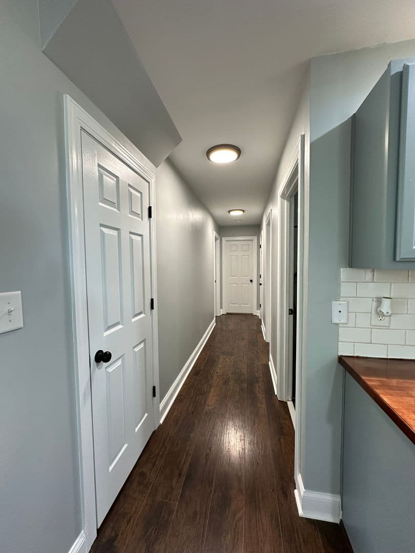 West Point House: 34067 King William Road