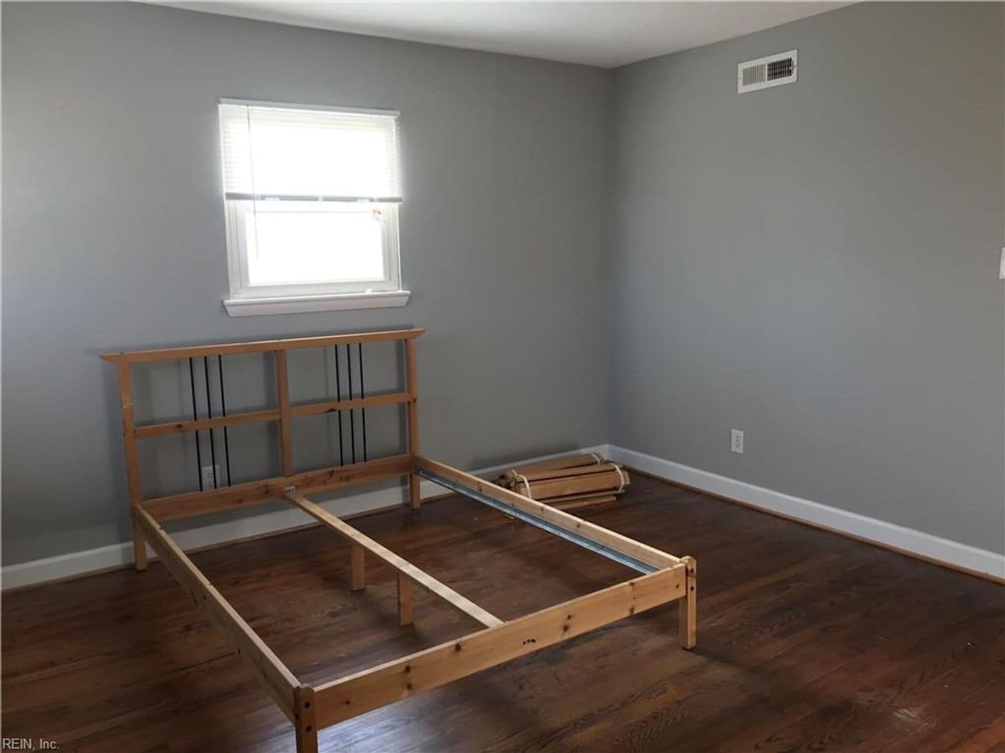 Virginia Beach House: 429 Schuyler Road