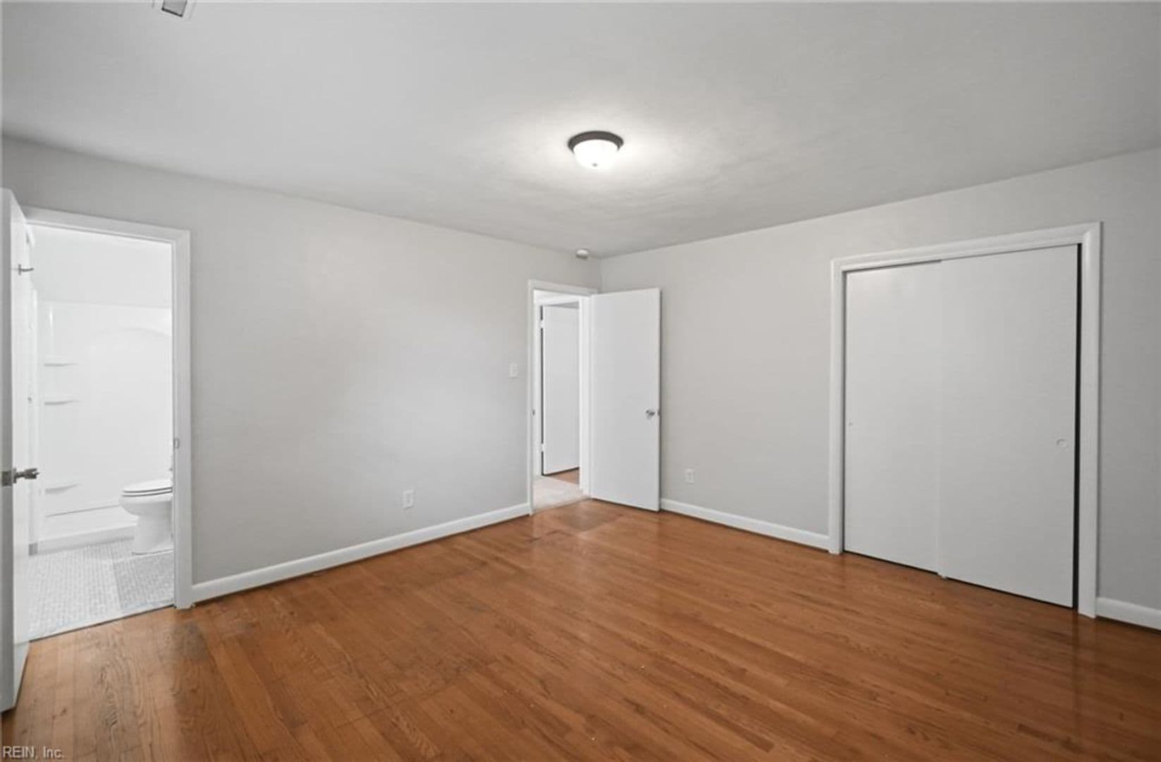 Virginia Beach House: 1912 Frizzell Drive