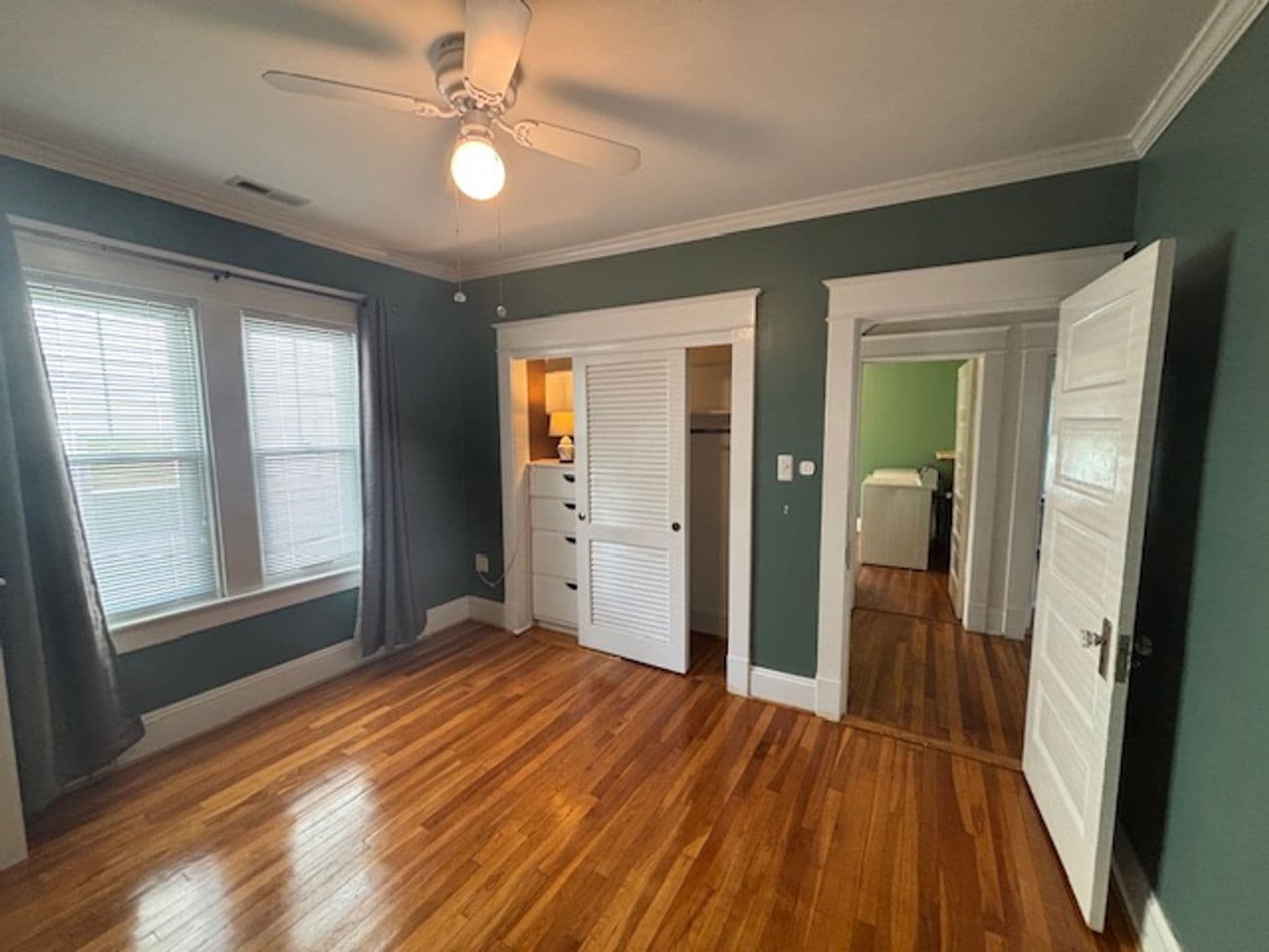 Norfolk House: 1325 Westover Avenue