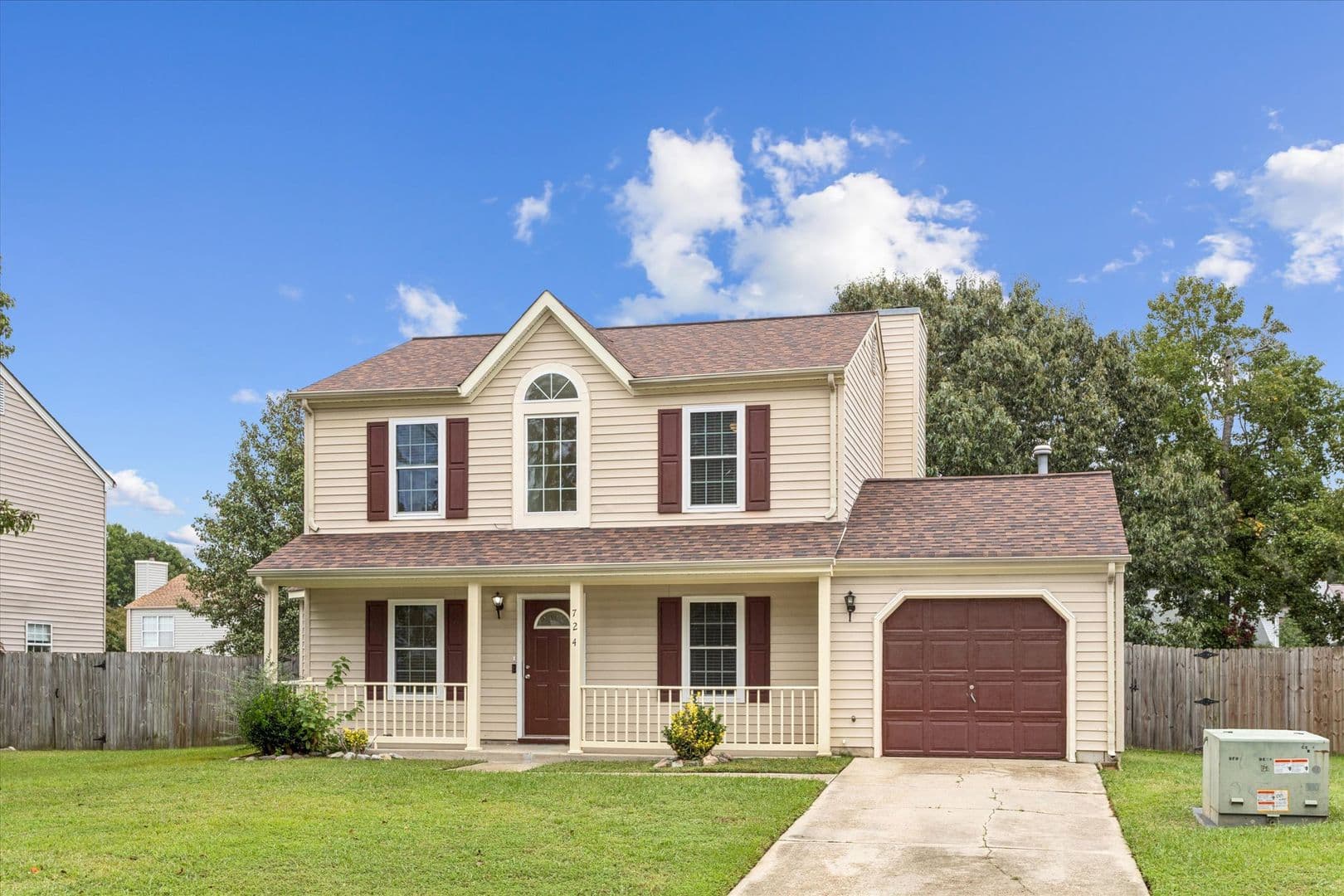 Newport News House: 724 Galleon Drive
