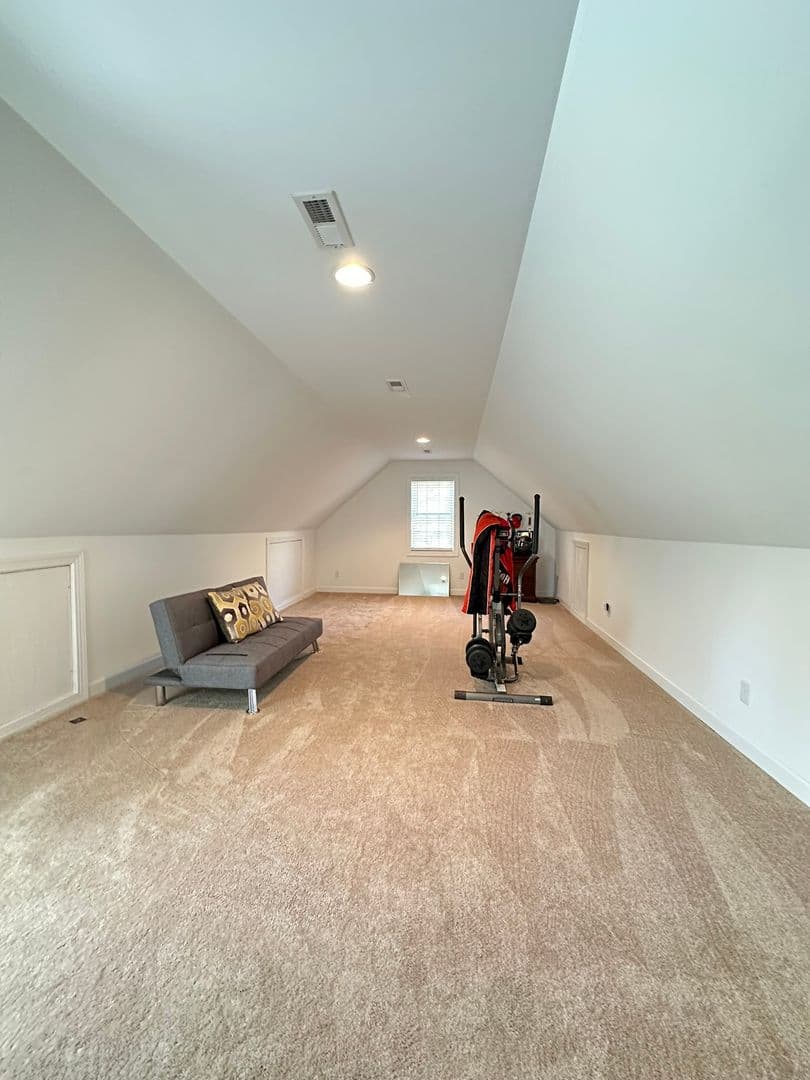 West Point House: 34067 King William Road