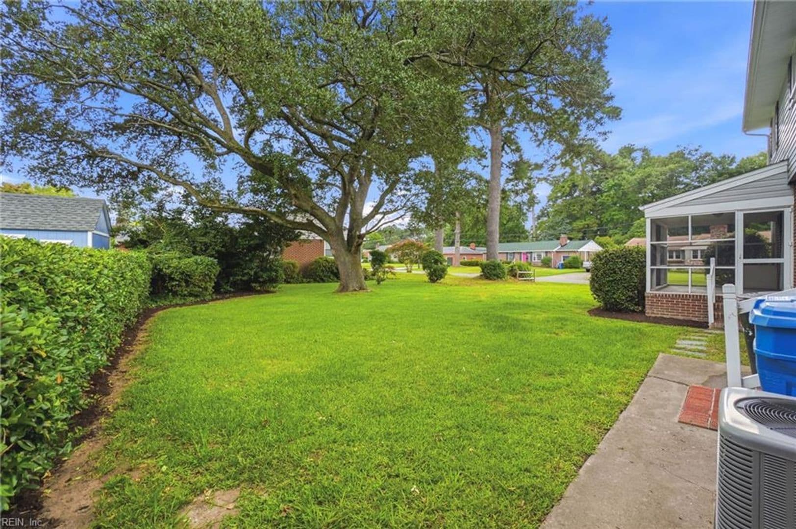 Virginia Beach House: 1912 Frizzell Drive