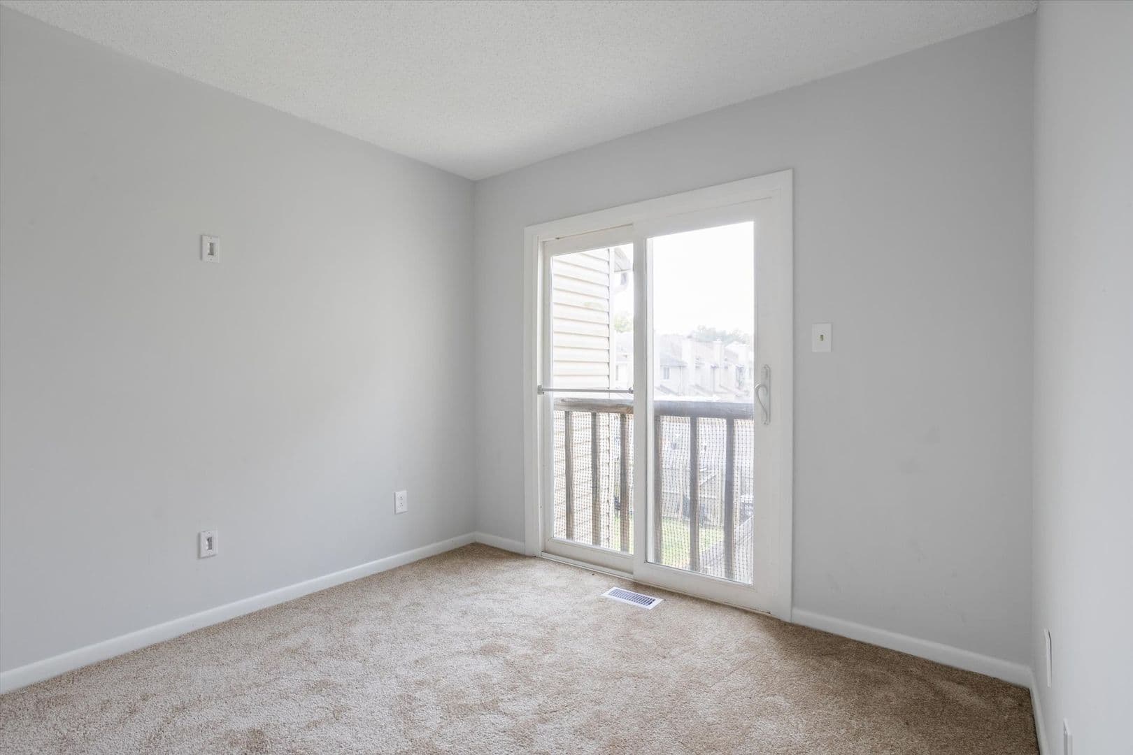 Virginia Beach Townhome: 5525 Campus Drive