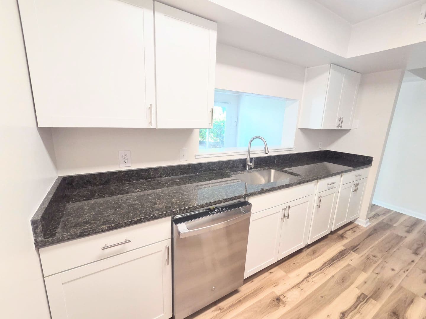 Williamsburg House: 3833 Staffordshire Lane
