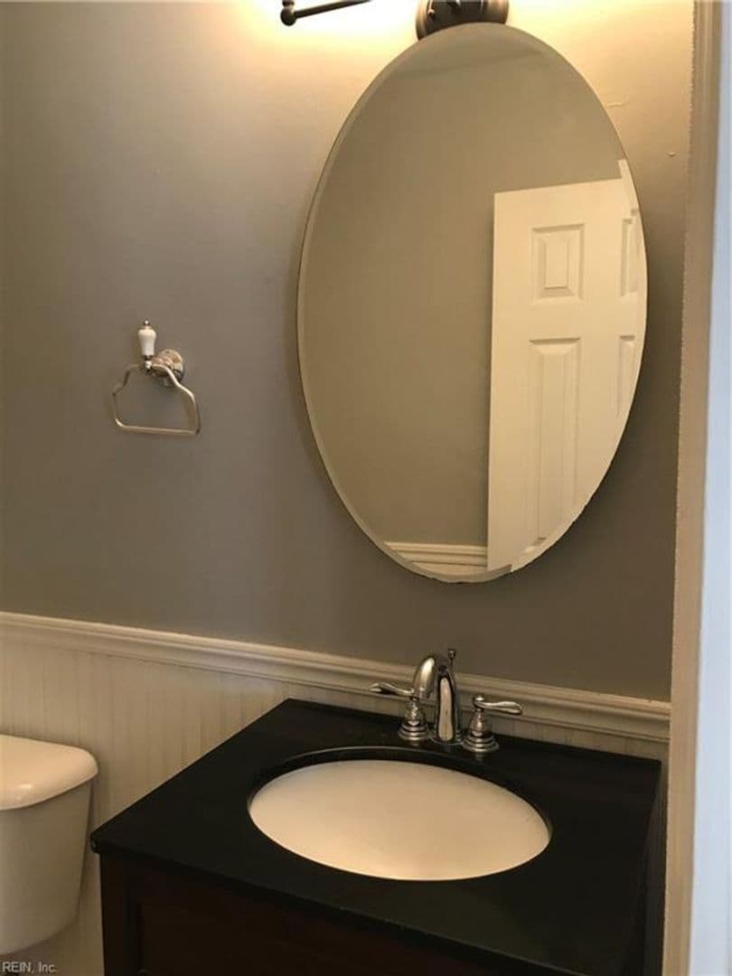 Virginia Beach House: 429 Schuyler Road