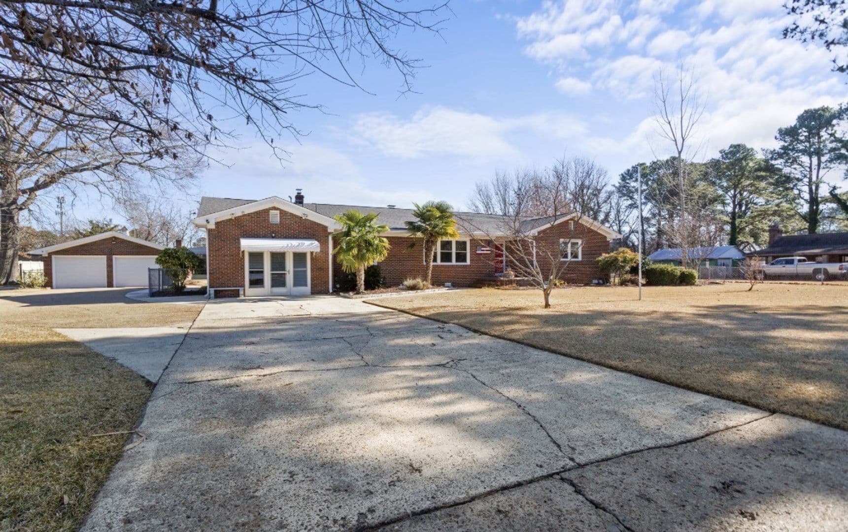 Virginia Beach House: 1404 Shelton Road