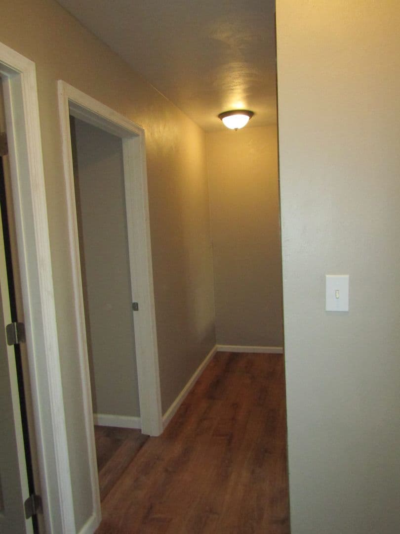 Virginia Beach House: 615 Aubrey Drive