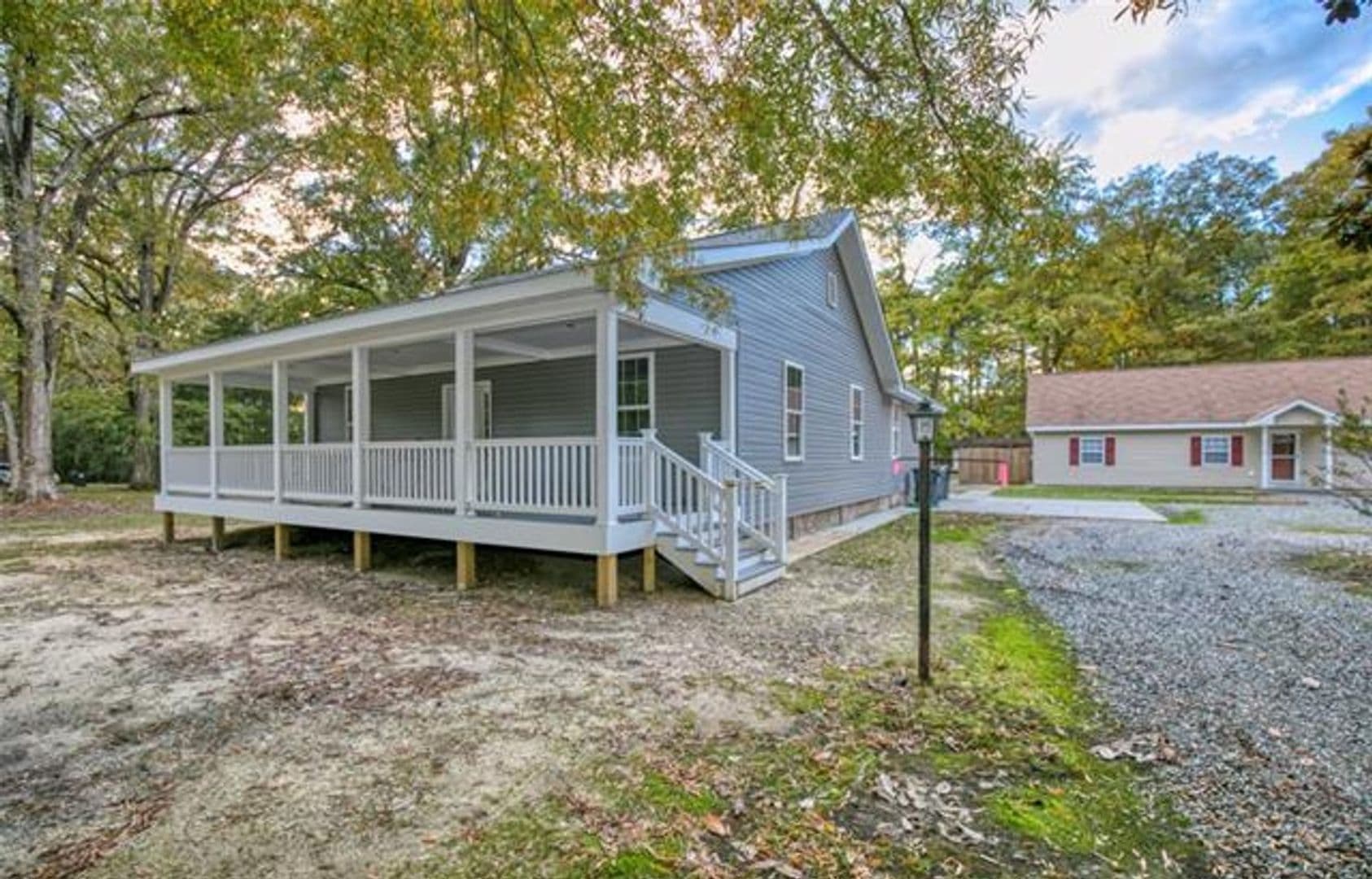 Williamsburg House: 205 Neck O Land Road