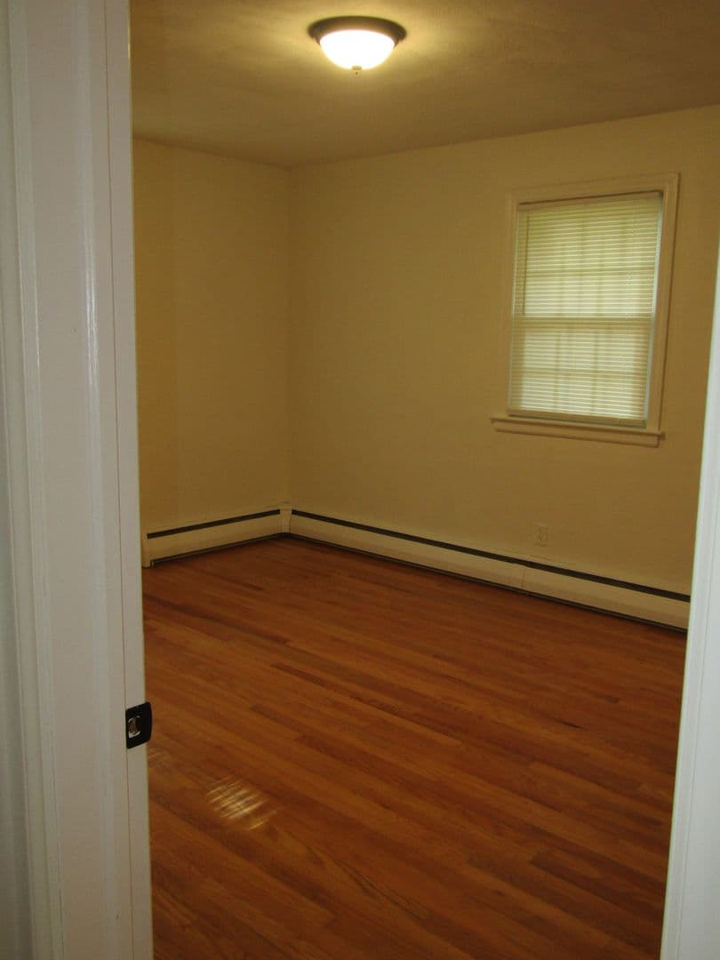 Virginia Beach House: 5113 Lobaugh Drive