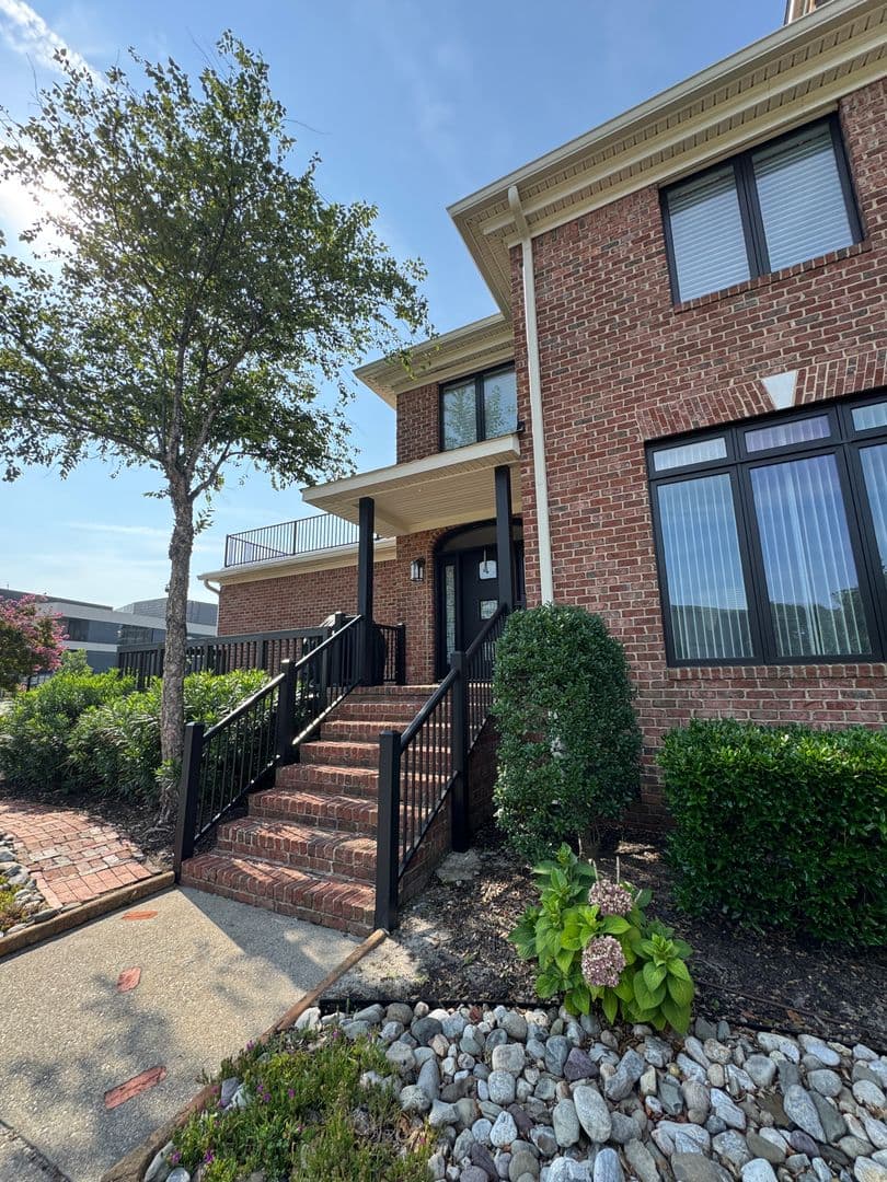 Norfolk House: 744 Yarmouth Street