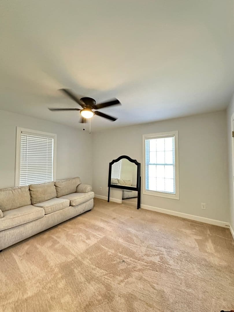 West Point House: 34067 King William Road
