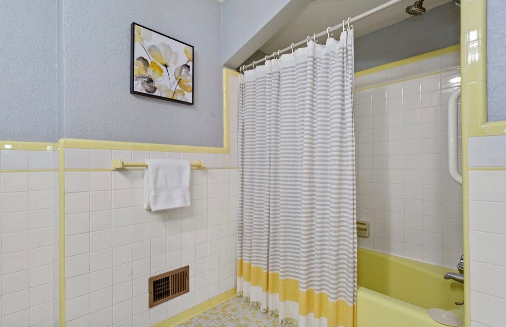 Virginia Beach House: 1404 Shelton Road