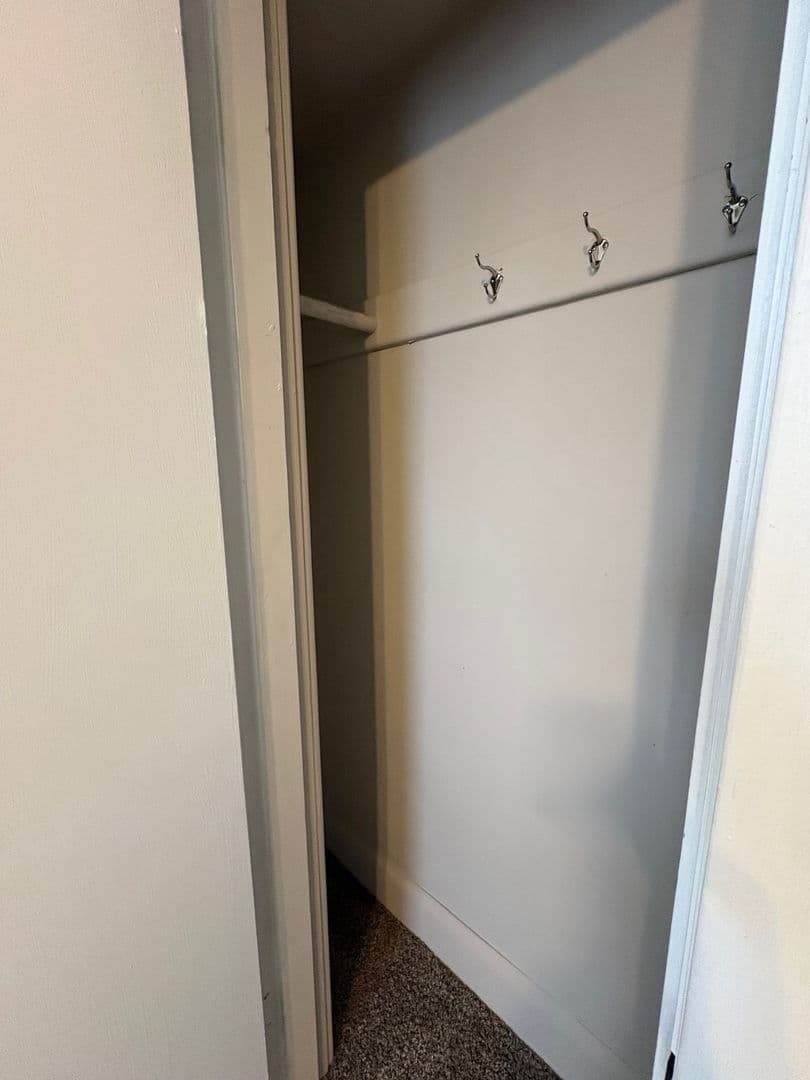Portsmouth Apartment: 150 Florida Avenue