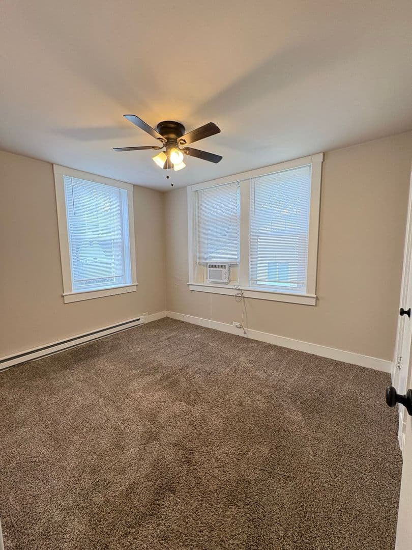 Portsmouth Apartment: 150 Florida Avenue